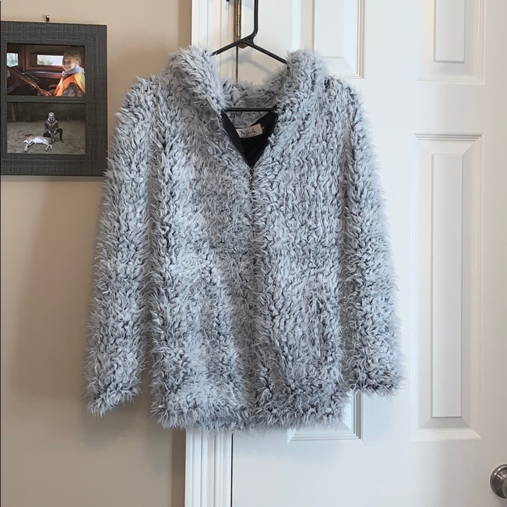 zip up sherpa jacket